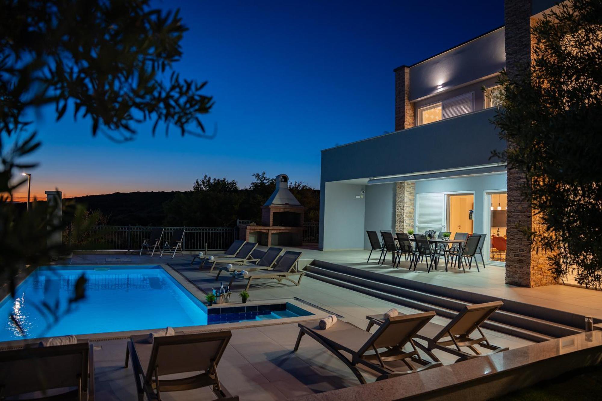 Villas Royal I With Private Pool Новаля Екстериор снимка